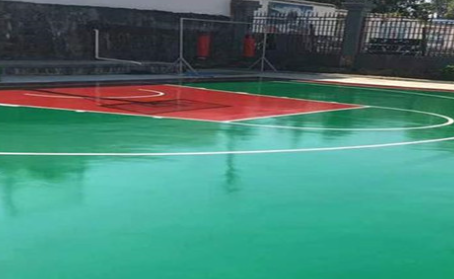 崇左篮球场翻新地面